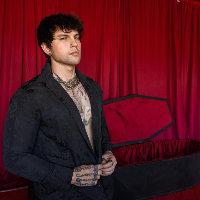 Comfy https://t.co/GQWqkc94iX