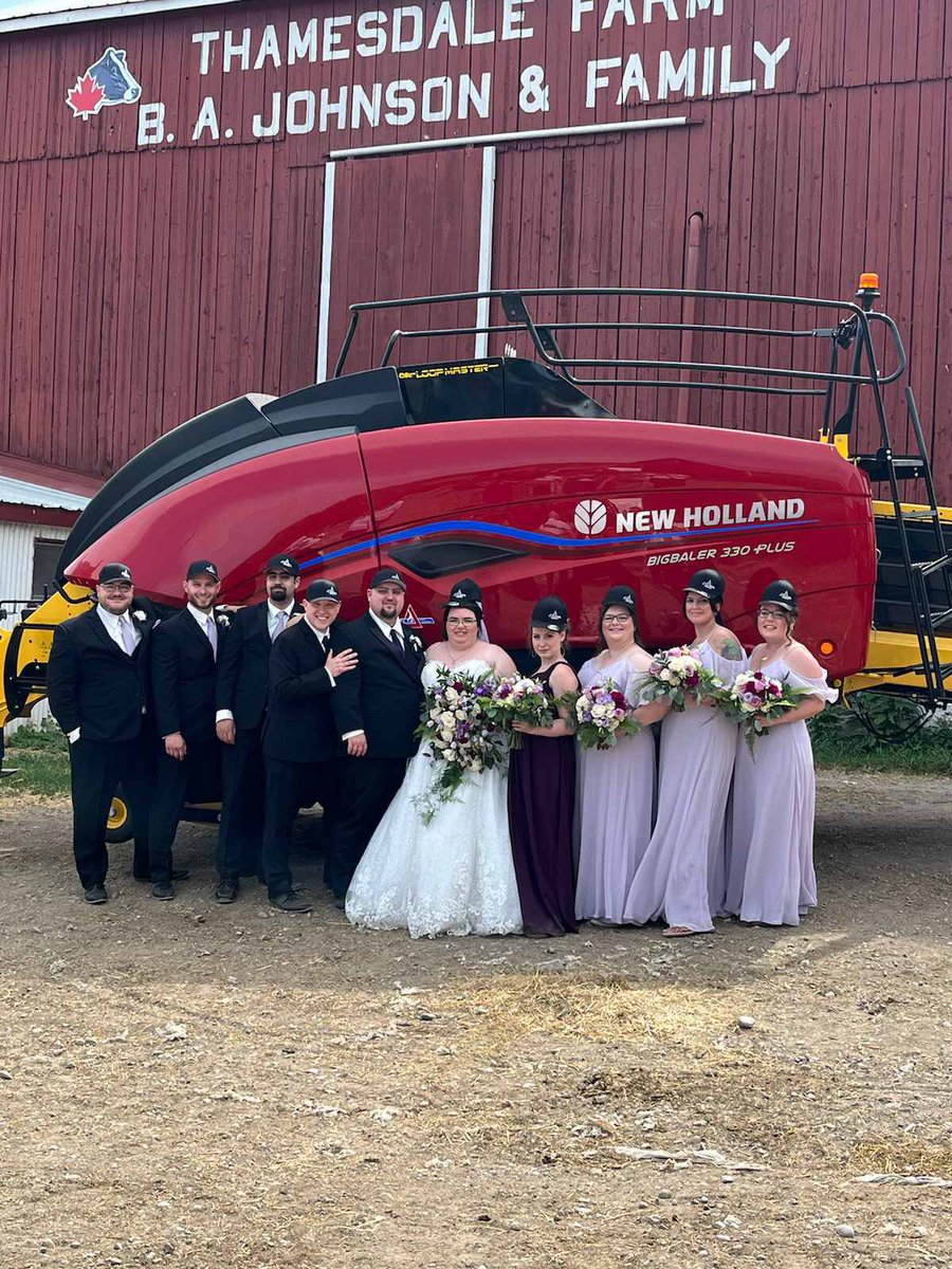 mikelindsay64's tweet photo. @routeman24 Nice hats @DeltaPowerEquip @NHAgriculture https://t.co/tdUzitgmNc