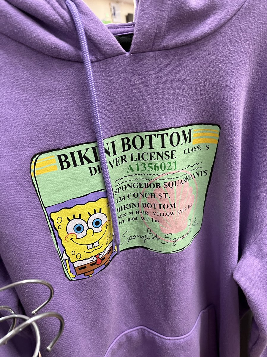 moristiko's tweet photo. “go thrifting they always have some heat”

the heat: https://t.co/RznsiawXfz