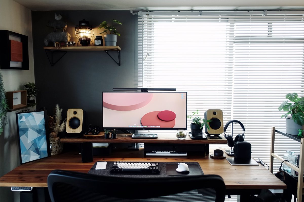 4YIns's tweet photo. Desk Setup 2022.06
相変わらず物が多いwミニマリストにはなれませんね😇笑
#desksetup
#お前らのPCデスク周り晒してけ
#お前らのPCデスク周り晒していけ https://t.co/8poHKW9AmT