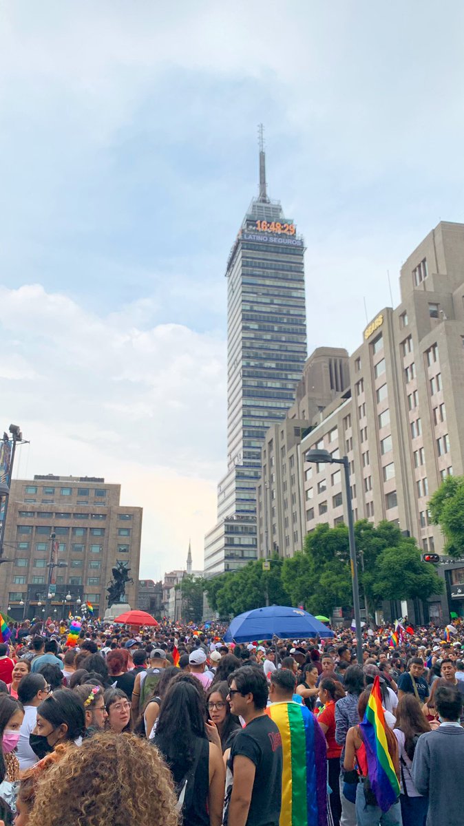 GilCamargo_'s tweet photo. Mi ciudad, la más hermosa 🏳️🌈🏳️⚧️
#CDMX #MexicoCity
#Pride #pride202 https://t.co/5fmmNXCbut