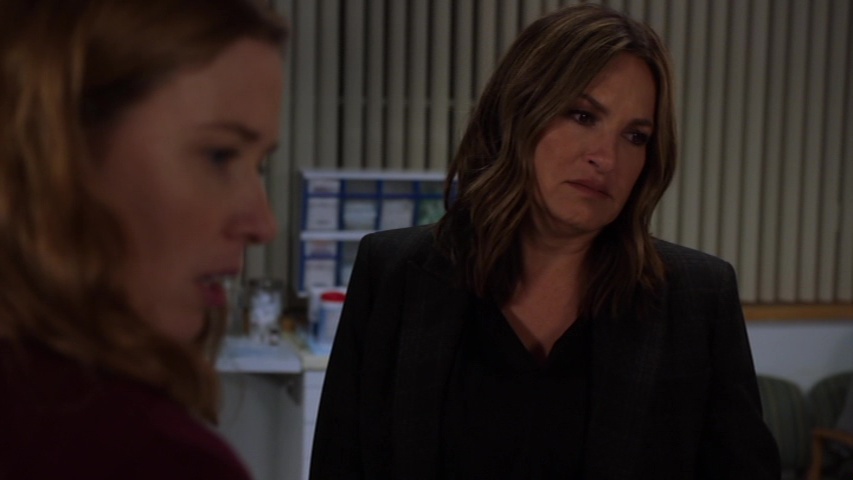 LO_Diehards's tweet photo. "I wasn't trying to kill the baby, I was trying to kill myself!" #SVU #SVURewatch #SummerViewingUnit #RoeVsWade (Hulu, DVD/R, Peacock, iTunes, Netflix) https://t.co/2dReEnFNSd
