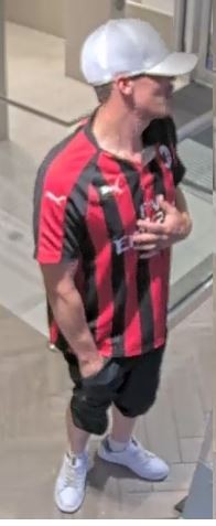 CP24's tweet photo. Toronto police are trying to identify a suspect after an elderly man was assaulted and robbed while using an ATM in Chinatown. https://t.co/OuACrPctgF https://t.co/jTwR27MMpS