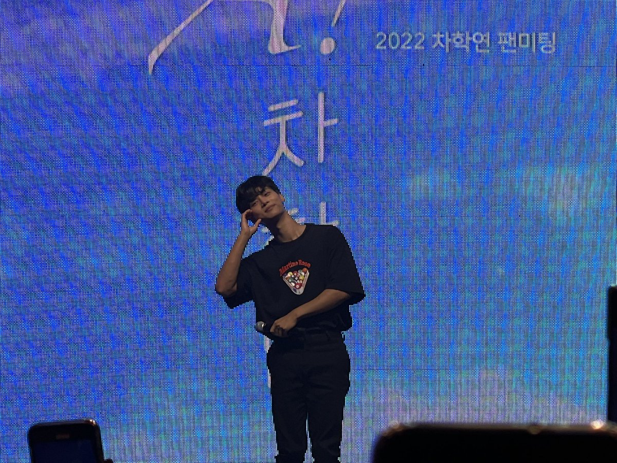 yonni_0630's tweet photo. 사랑사랑둥이❤️‍🔥❤️‍🔥❤️‍🔥🎂

#아차학연 #차학연 #220625 #학연아미리생일축하해 https://t.co/poat5nlebL