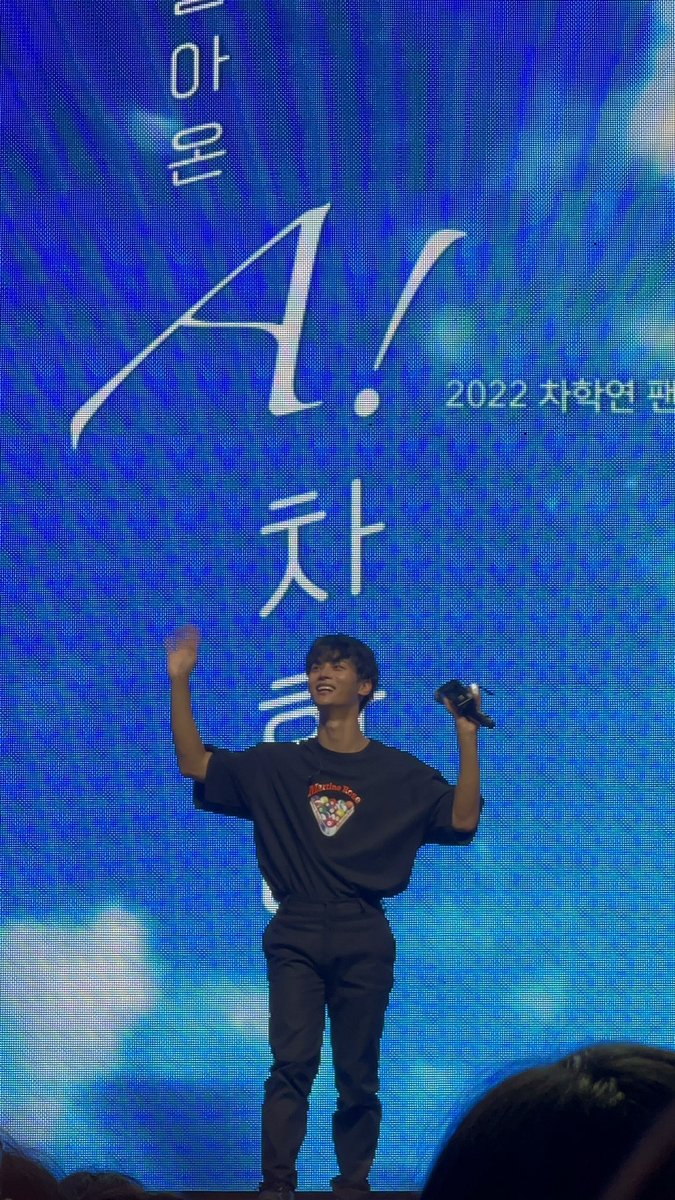 yonni_0630's tweet photo. 사랑사랑둥이❤️‍🔥❤️‍🔥❤️‍🔥🎂

#아차학연 #차학연 #220625 #학연아미리생일축하해 https://t.co/poat5nlebL
