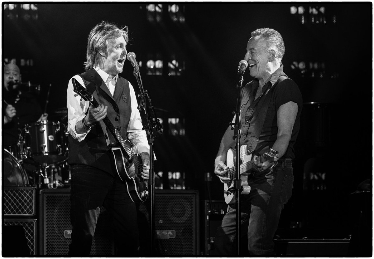 Paul McCartney tweet media