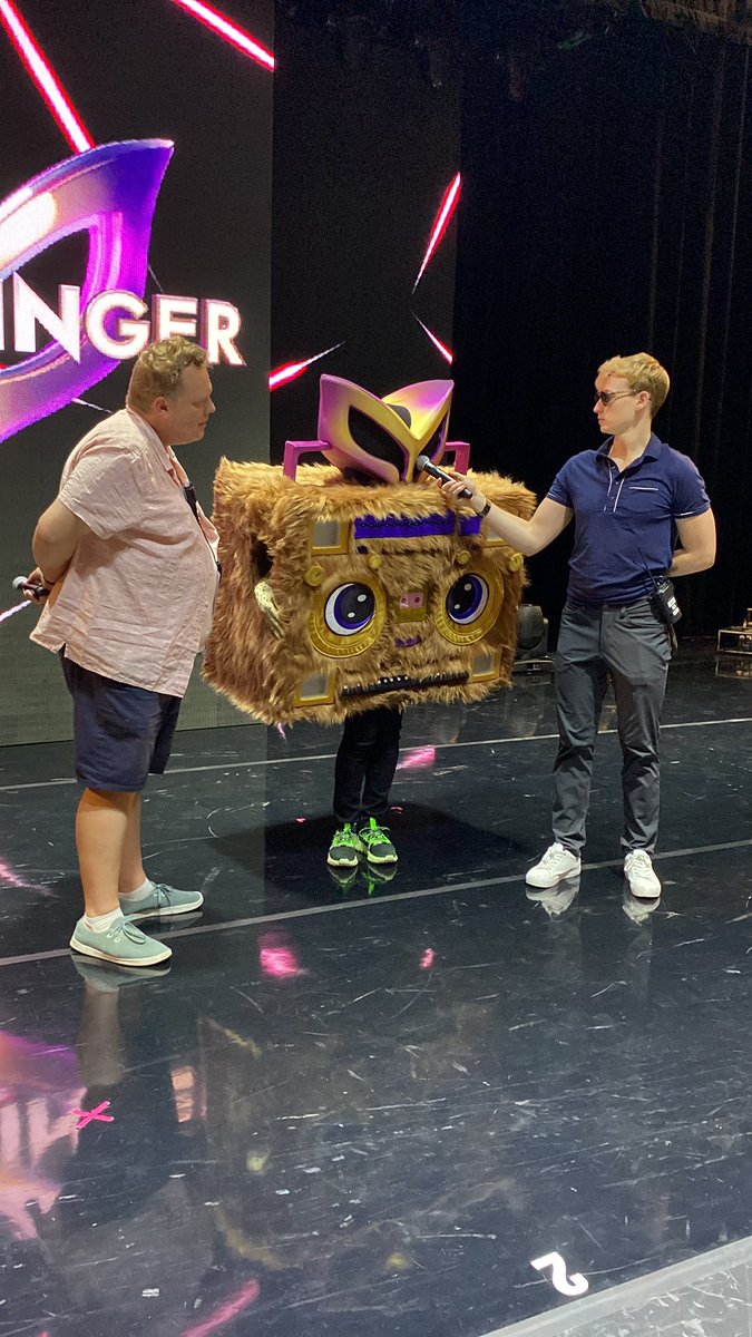 Thee_KrisKaylin's tweet image. I was the celebrity guest for the #MaskedSingerTour Charleston SC stop! I had a BALL! I’ll be recapping this tomorrow.🎤💕✨