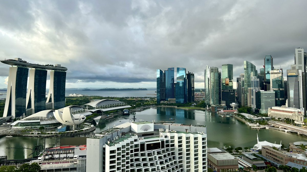 Good morning Singapore! It’s so exciting to be here for the Global Health Security 2022 Conference this week, I can’t wait to finally catch up with so many friends in person after the last few years of covid. See you soon! @GHS_Network @GHS_conf #GHS2022 @pandemic_tech @GHSFund