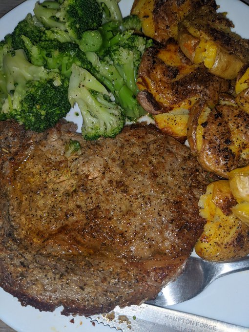 Steak dinner during the weekend is a must have 🤤🤍 https://t.co/11oge2Gm4E<a href="/tag/positivevibesonly"class="tags"><span>#positivevibesonly</span></a><a href="/tag/sweetheart"class="tags"><span>#sweetheart</span></a><a href="/tag/curvygirl"class="tags"><span>#curvygirl</span></a><a href="/tag/stonergirl"class="tags"><span>#stonergirl</span></a>