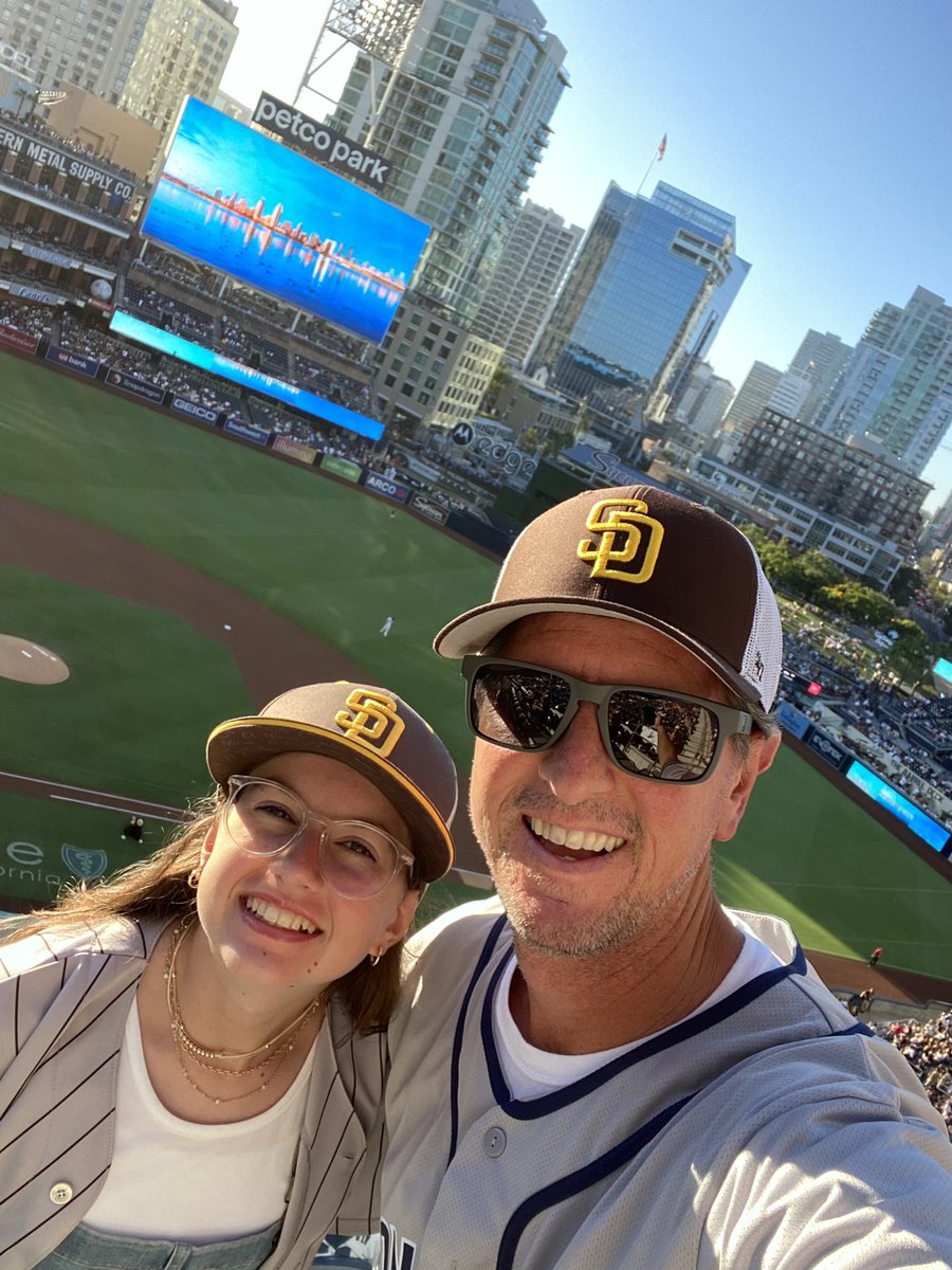 brianhendry's tweet photo. #letsgopadres #TimeToShine https://t.co/mZCaDwJhg7