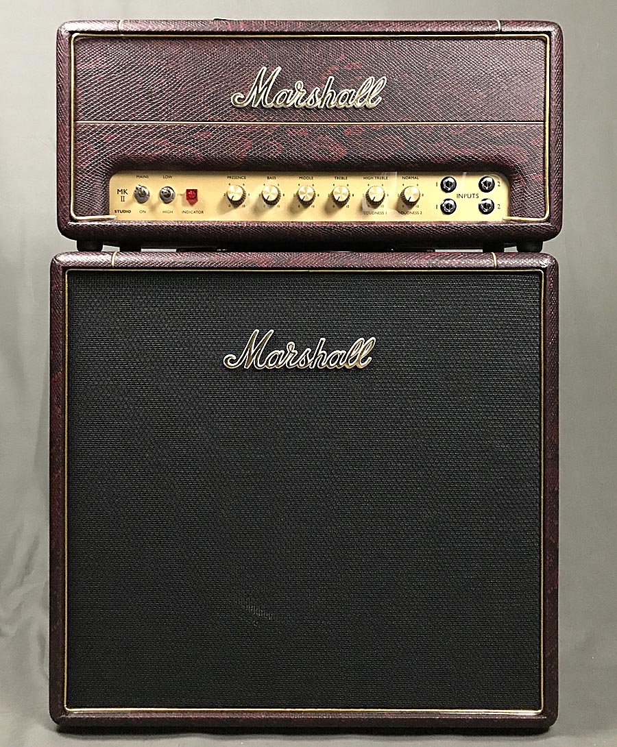 1484_shinjuku's tweet photo. 数量限定生産モデル、蛇柄を基調としたBurgundy SnakeカラーのSV20H + SV112がユーズドで入荷!!使用感も少なく美品コンディションの本機、限定モデルとなっていますのでぜひこの機会にご検討くださいませ♪
https://t.co/xz10yfKKaY
#marshall #sv20 #sv112 #アンプ #マーシャル #おすすめ #新宿 https://t.co/jy88ajNQG3