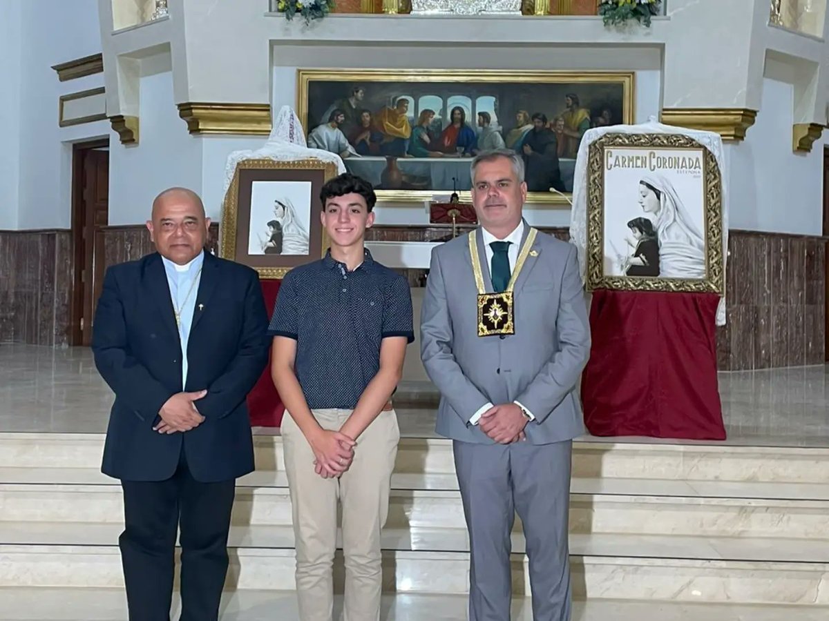 Carmen_Estepona's tweet image. ➡️Los actos han comenzado tras la Sabatina mensual en Honor a nuestra Amantísima Titular, con la presentación del Cartel anunciador de la Festividad de Ntra. Sra. del Carmen 2022. 
El cartelista de este año ha sido el artista jerezano Ángel Cala Oliva.➡️