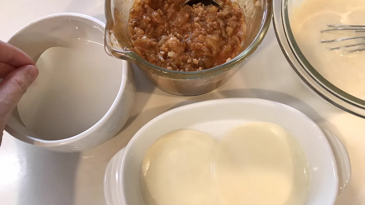 ラザニアが餃子の皮で簡単に作ることが出来るとのこと‼