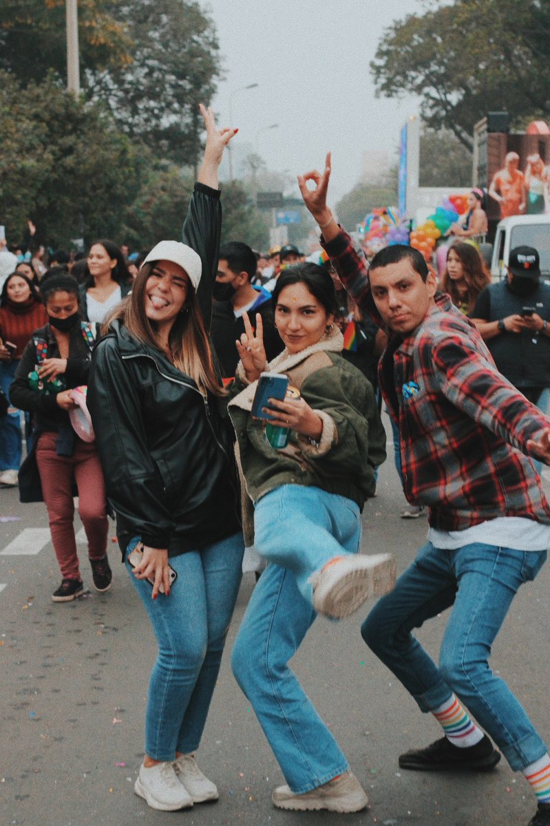 conteequis's tweet photo. #MarchaDelOrgullo2022lima #Pride2022 #PrideLima #pride https://t.co/l3ilEwW9DG