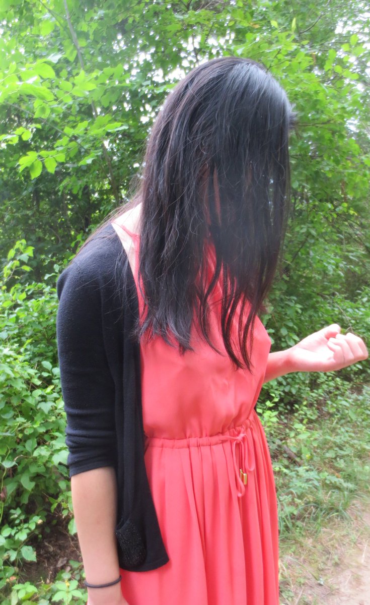 装备一下，到公园逛逛，怎么走了一会儿奶头有点涨