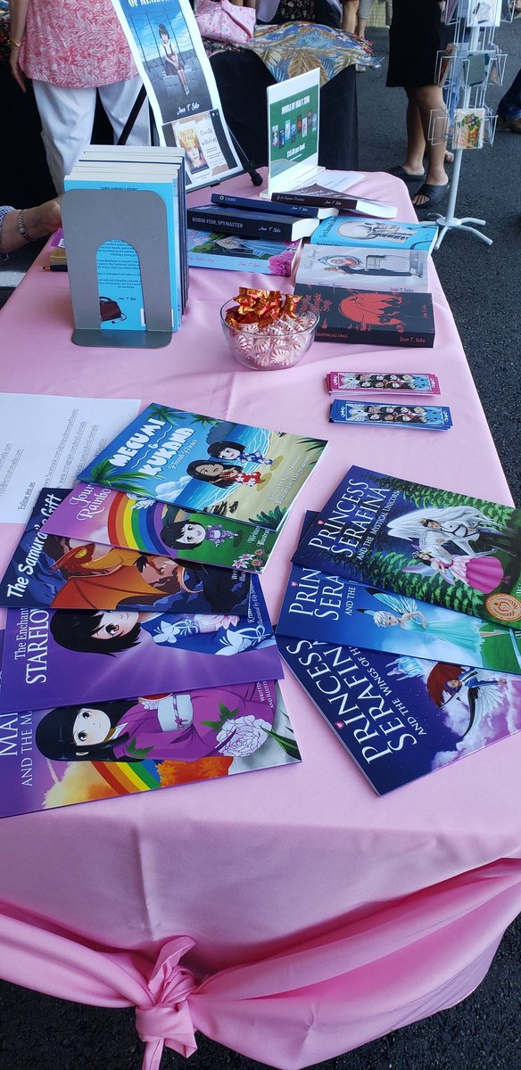 KYSAuthor's tweet image. Ayame Kai Summer Craft Fair with author, Joan T. Seko.
#donations 
#elderlycare 
#fun
#crafts
#food
#childrensbooks 
#historicalfiction