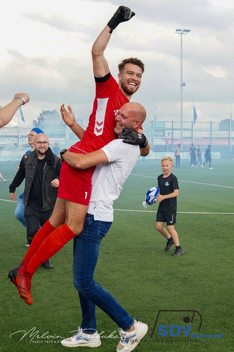 Anton van de Streek tweet media