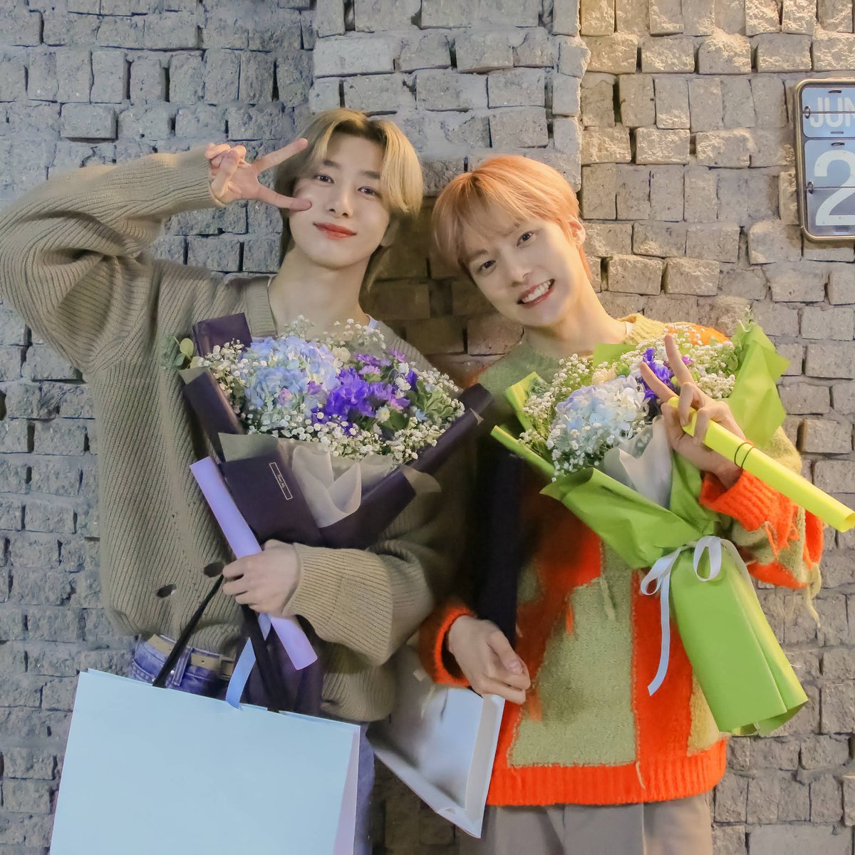to our hyunghyuk and to inssa oppa staff - thank you for always making our sundays brighter and for working hard! you did amazing ♡ #형원 #민혁