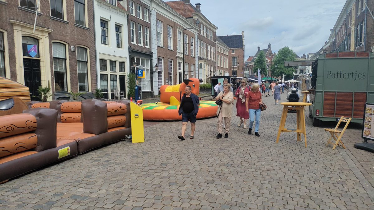 We zijn vandaag aanwezig bij het IJssel festival Zutphen met de #rodeostier voor de kids en vóór alle andere durfals is de ‘echte’ uit te dagen.
