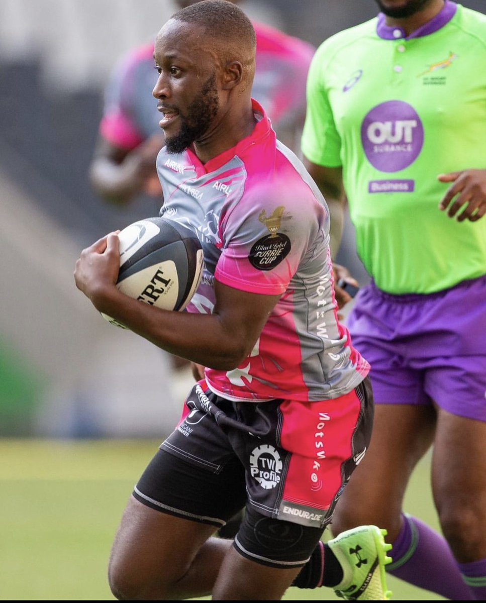 kyrossports's tweet photo. Big Makorokoto to Sables fullback @TapiwaMafura for winning the Currie Cup. He will be joining the Sables in France. God speed Champion #263ladπΏπΌ https://t.co/rR8U2CD1EL
