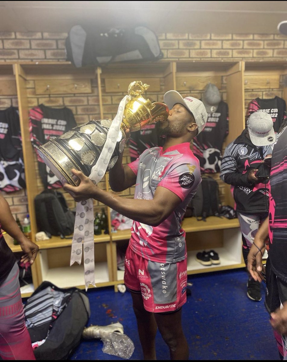 kyrossports's tweet photo. Big Makorokoto to Sables fullback @TapiwaMafura for winning the Currie Cup. He will be joining the Sables in France. God speed Champion #263ladπΏπΌ https://t.co/rR8U2CD1EL