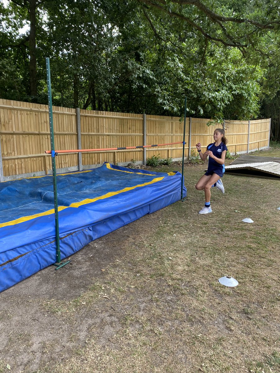 HGSport1's tweet photo. Pictures from year 8 field events of Friday #sportsday #throwingevents #jumpingevents https://t.co/j8ylRcDjx1