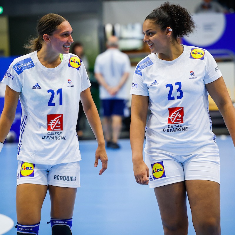 ffhandball's tweet image. 2️⃣ victoires, 1️⃣ nul
🥇 de la poule 

Bravo les Bleuettes 🇫🇷
Place au tour principal... 

#Bleuetfier @BanaPhilippe @bbarbusse @SPLagarrigue