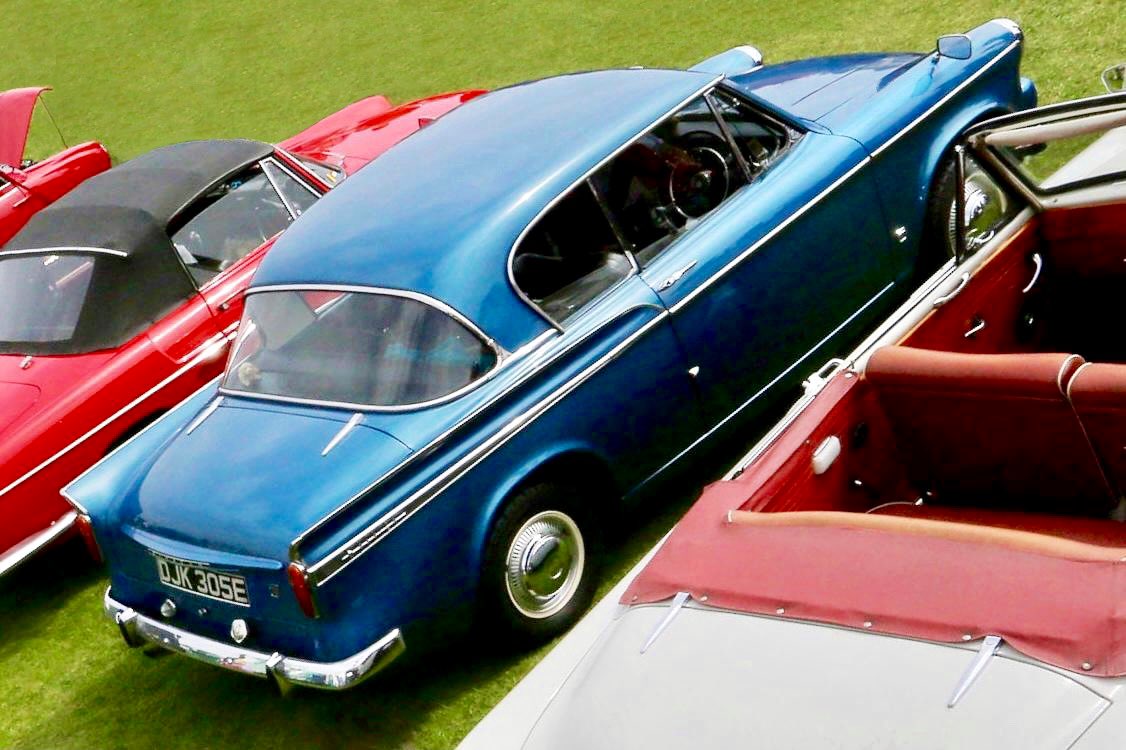 robbeddington's tweet image. So Rosie the Rapier turned 55 years old this week - first registered 21 June 1967 - and she’s not looking bad on it. 💙

#Sunbeam #SunbeamSunday #RootesGroup