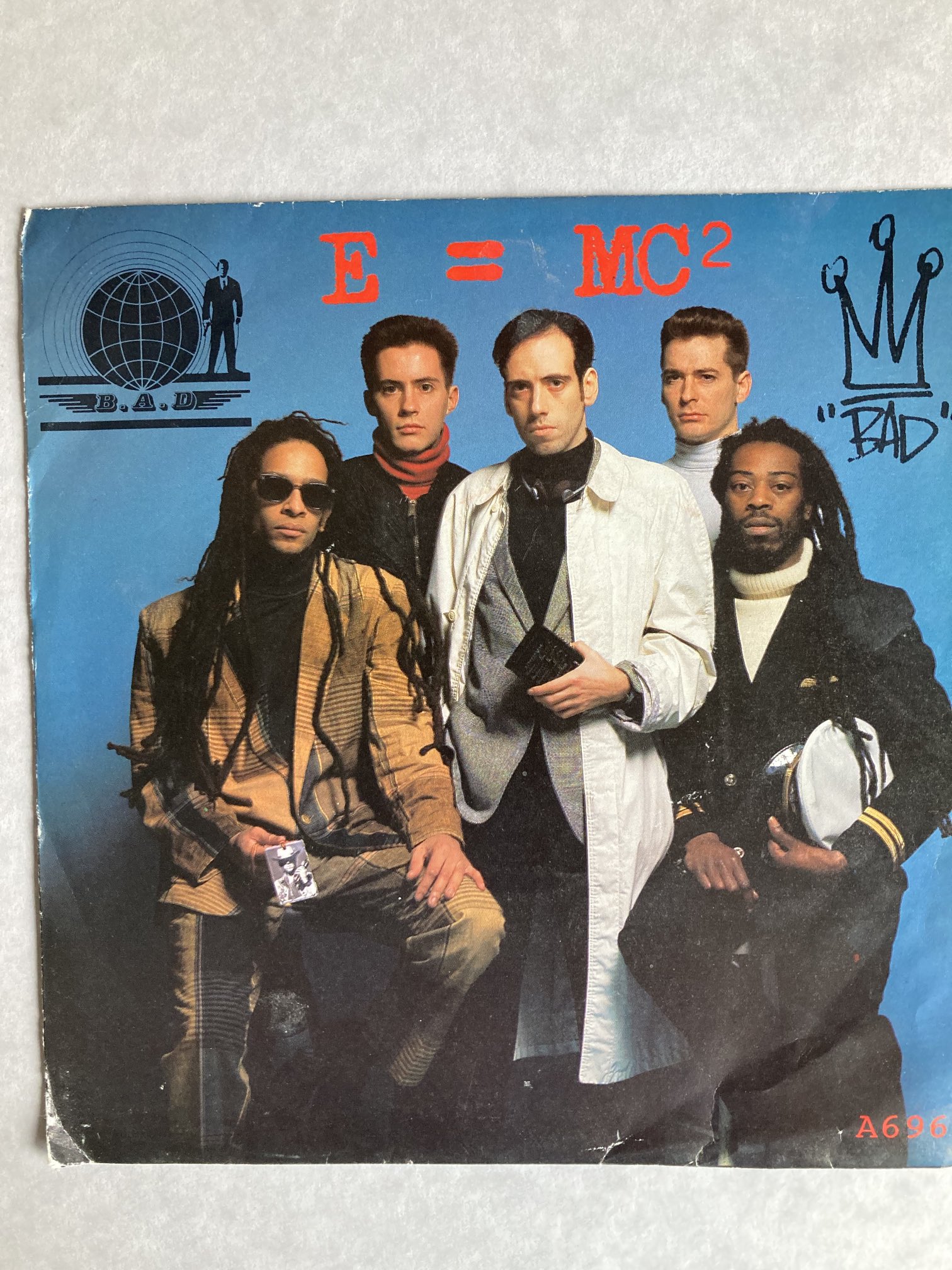 Happy birthday to Mick Jones.
(Nearly wore this single out!) 