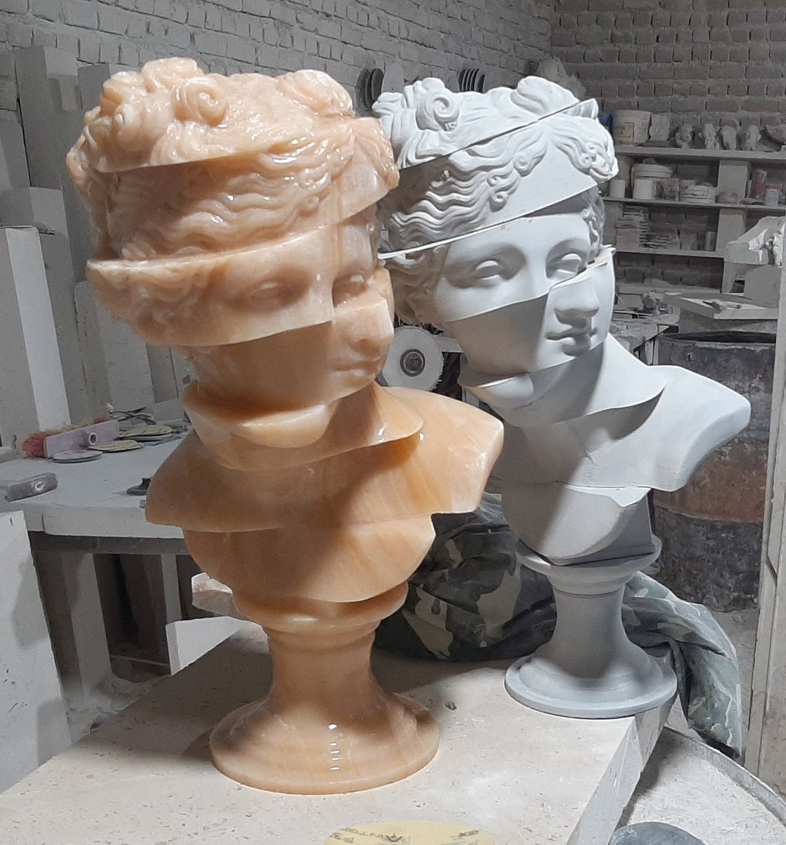 GM Everyone🌄👋🏻

3d Printed Maquette and the final product

#NFTs #NFTCommunity #nftarti̇st #art #sculpture #marble #3Dprinting