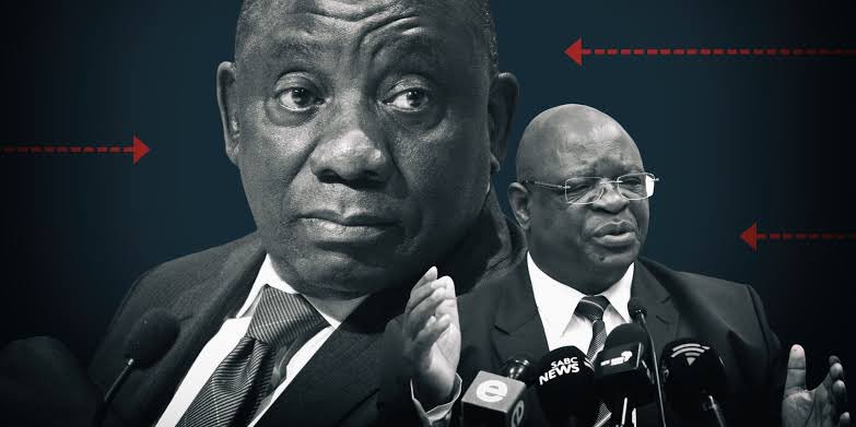 lungsan4's tweet photo. So if you think Zondo is a hero, why doesnโt he care about #CR17BankStatements #Glencore #Marikana #PublicFunds โIโd rather fall on my swordโ #leakedtape
#PhalaPhalaFarmGate #Biased_Judge #FallenJudiciary https://t.co/fcLfHrTzDz