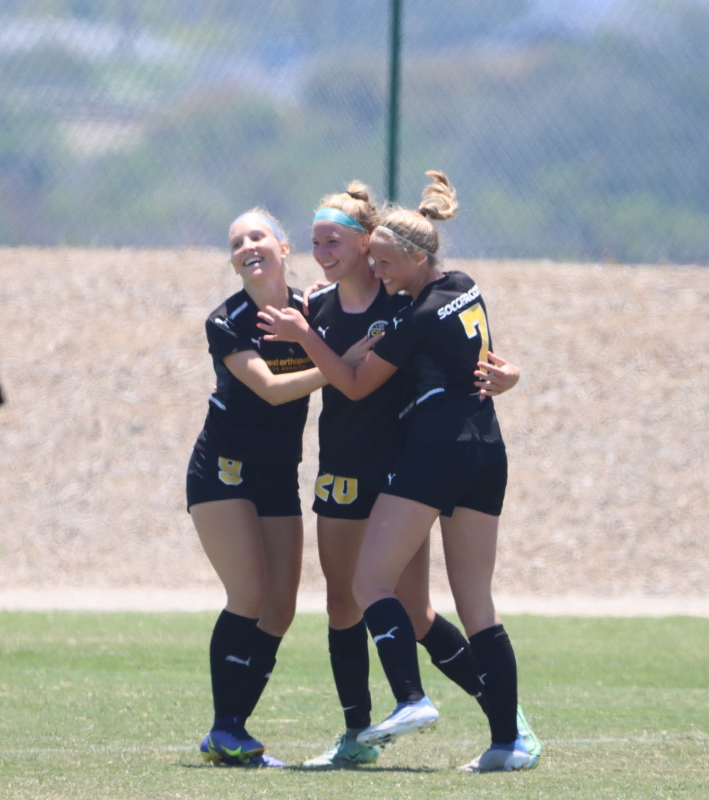 SC Wave 05/06 Girls tweet media