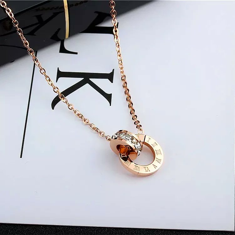 PRECIOUSPIECES9's tweet image. รุ่นขายดี ยอดขายกว่า100ชิ้น++
🏷ราคา 220 บาท จัดส่งฟรี 
สร้อยคอจี้ห่วงสลักเลขโรมันฝังเพชร ผลิตจากสแตนเลสใส่ติดตัวได้ใส่อาบน้ำได้

#ต่างหู  #ต่างหูแฟชั่น #เครื่องประดับ #เครื่องประดับแฟชั่น #เครื่องประดับนำเข้า  #สร้อยคอแฟชั่น #สร้อยข้อมือ #สร้อยคอ #สร้อยข้อมือ  #แหวน #แหวนแฟชั่น