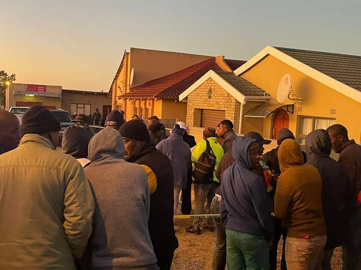 Flyingnews7's tweet photo. JUST IN | 22 PEOPLE FOUND DEAD IN A NIGHT CLUB IN EASTERN CAPE PROVINCE 

The horrific scenery unfolded at the Enyobeni Tavern in Scenery Park earlier this morning. Messages were received requesting police, metro and ambulance assistance at the tavern. 
#FlyingNews🦅 https://t.co/CZo3sgwVkv