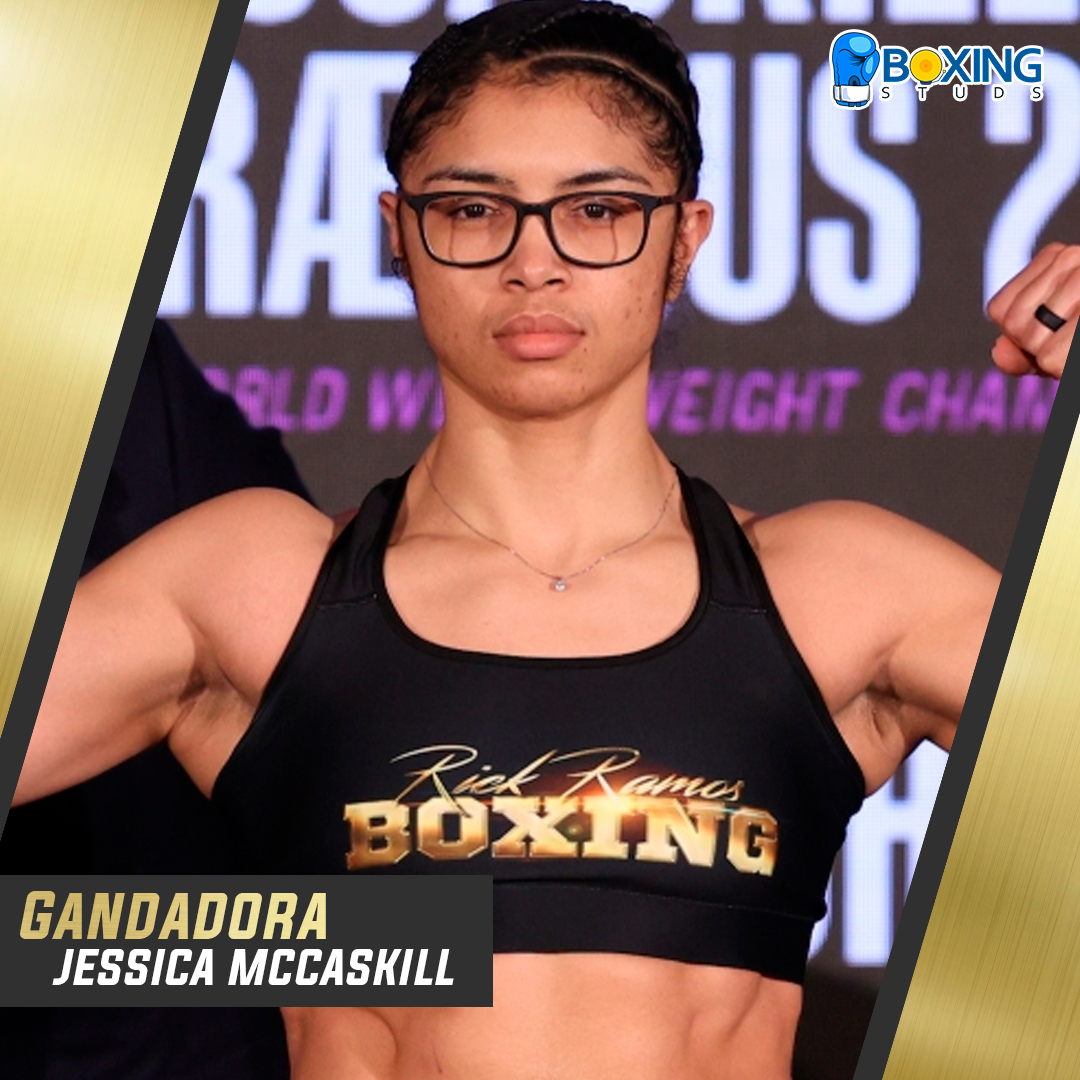BoxingStuds's tweet photo. Jessica McCaskill derrota por RTD en apenas 3 rounds a la Mexicana Alma Ibarra. Retiene los titulos AMB, CMB, FIB, OMB, IBO y The Ring en peso Welter. Esta chavala es una salvaje.
#Boxeo #NoticasBoxeo #BoxingStuds #McCaskillIbarra https://t.co/qTBDNpll5N