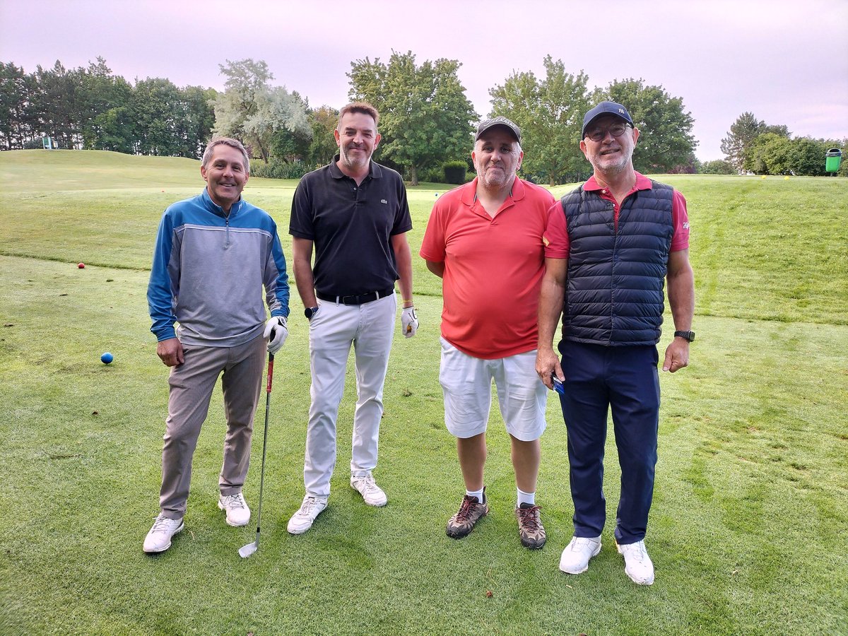 C'est parti pour la dernière de juin.. Compétition parrainée par IMMO EN SOMME sur le très beau parcours du Golf de Salouël Amiens Métropole. 59 participants. <a href="/darragon_franck/">Darragon Franck</a> <a href="/MargauxDeletre/">Margaux Delétré</a>