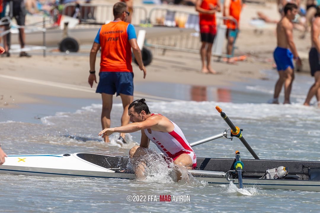 MediasAviron's tweet photo. Retour en images sur ces 2 premiers jours des premiers championnats de France de Beach Rowing Sprint 🤩
Quelle photo préférez vous ? 1/2/3/4 ? 🤔
📸 Frank Leloire
#aviron #avirondemer #laseynesurmer #beachrowing #row https://t.co/KFi6RUtC1E