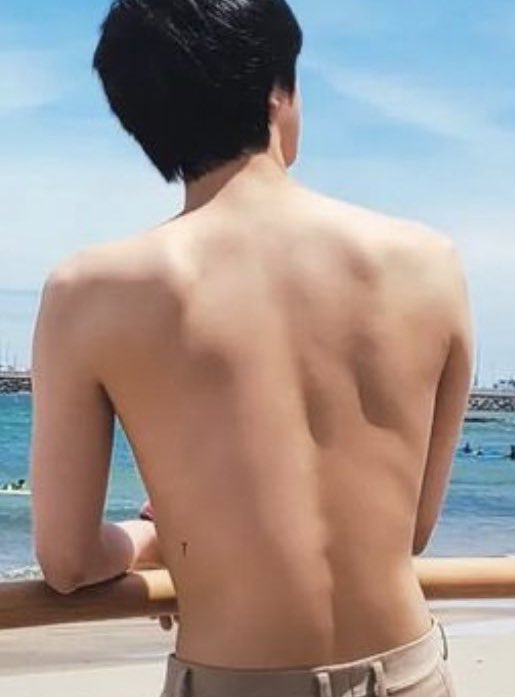 chibiseokjini's tweet photo. “I dyed my hair” “I got a tattoo” https://t.co/IRsVQ2IJcQ