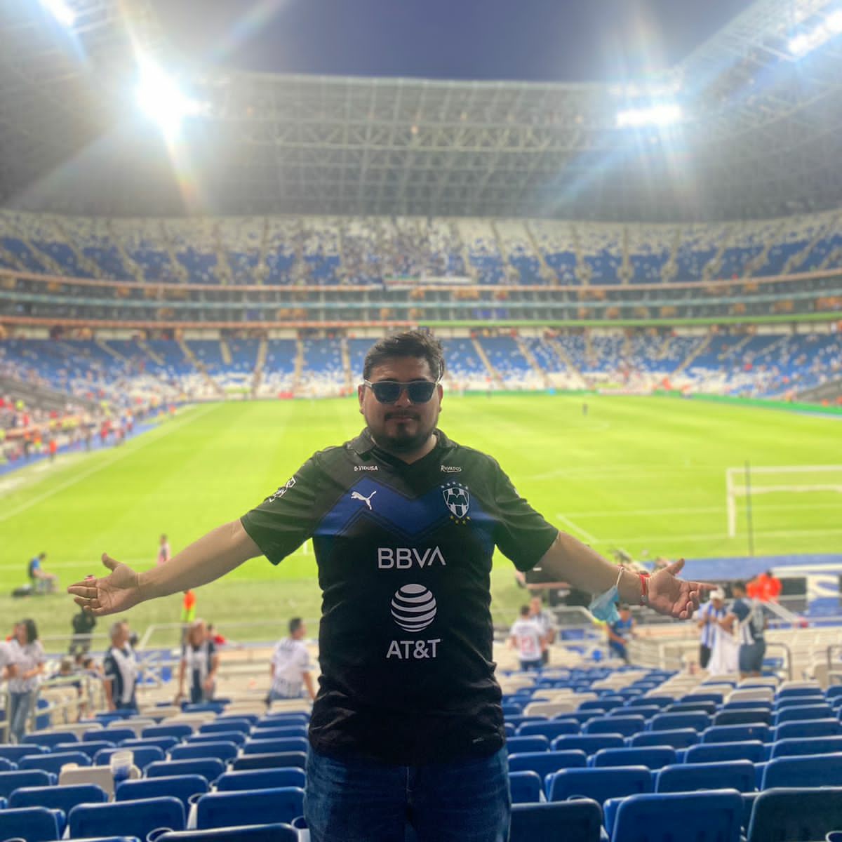 KYKEC_R's tweet photo. #NuevaFotoDePerfil https://t.co/hxLWxNTZi9