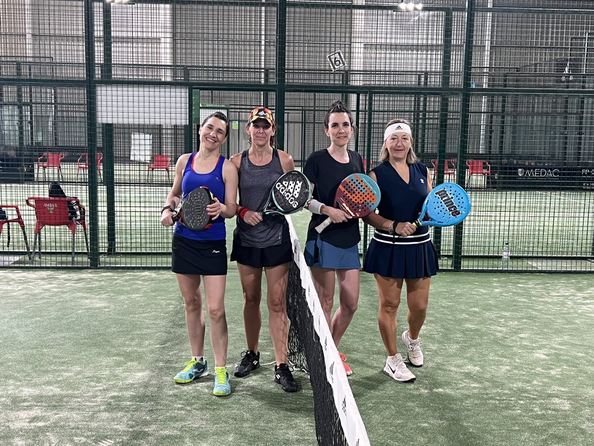 Hoy por la mañana se juegan las finales del Torneo Adidas en dos turnos 

Tuno de las 9:00 finales de consolación 
Turbo diésel  las 11:00 finales de la fase final

Suerte a todos y a disfrutar 

SOMOS OLIVAR UNA GRAN FAMILIA 

<a href="/EM_ElOlivar/">Estadio Miralbueno El Olivar</a> 
@adidas_padel