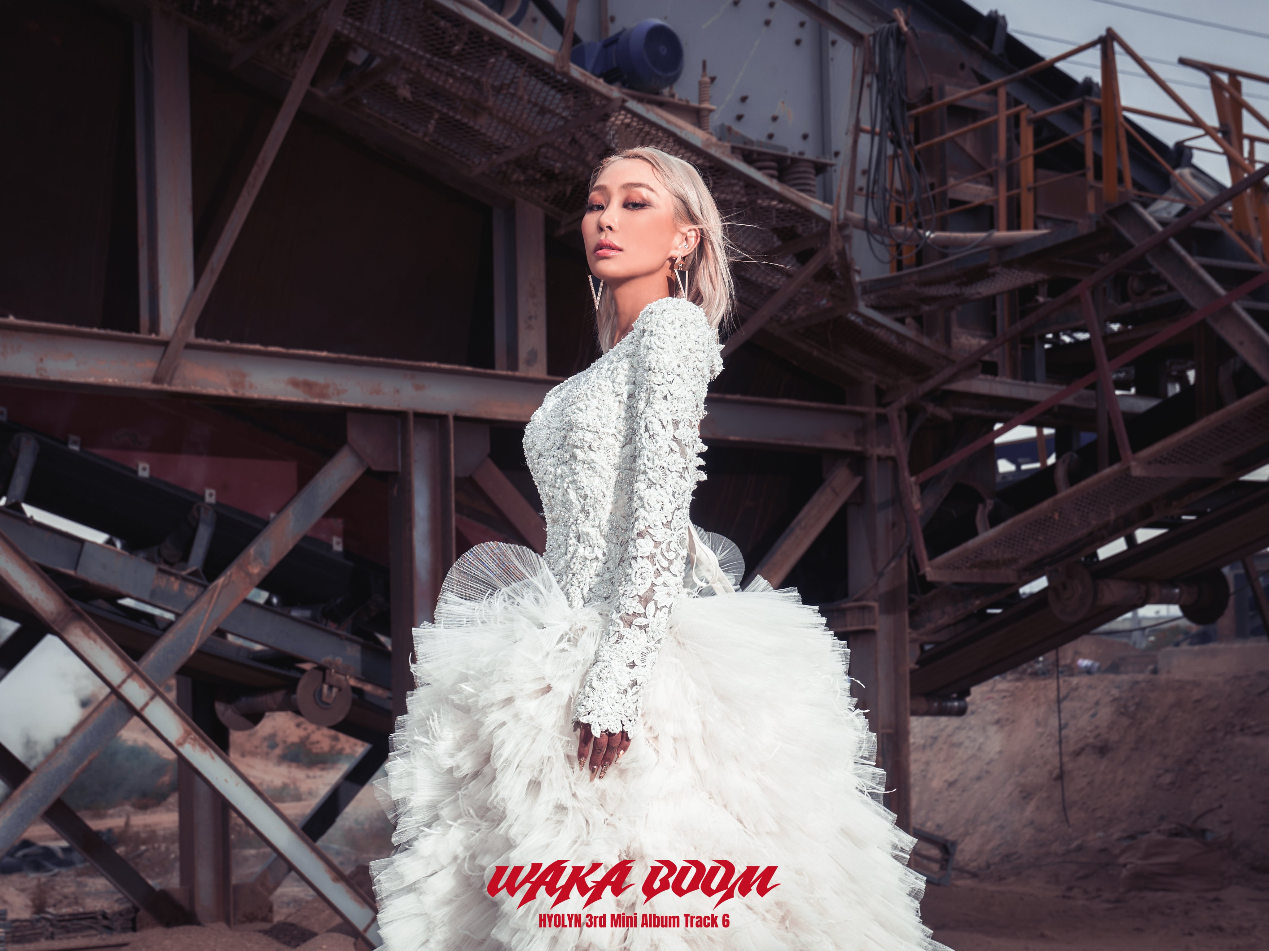 FWKRcL-agAEyQqU?format=jpg&name=4096x4096