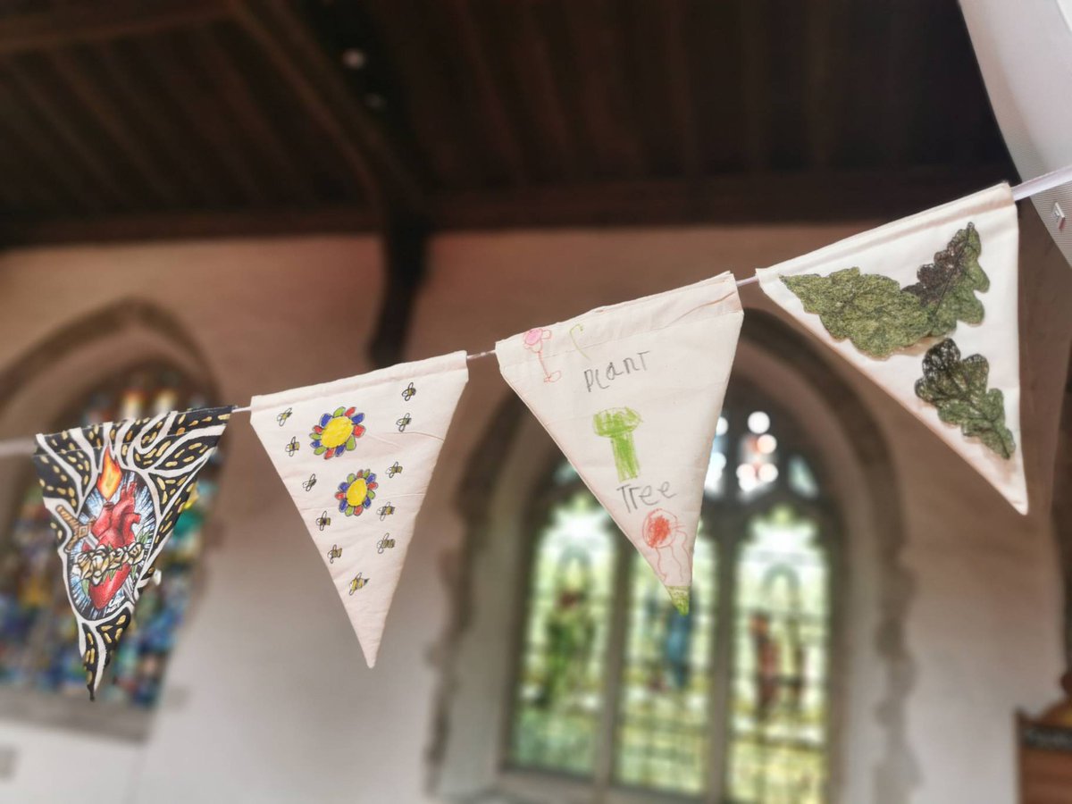 It's the final day of #Glastonbury2022. Everyone there signs a 'Love the Farm, Leave no Trace' pledge; it's about protecting the land. How could you reduce your impact on the #environment? Perhaps taking advice from our #EcoBunting. <a href="/MessyChurchInHx/">MessyChurchInHornchurch</a> <a href="/glastonbury/">Glastonbury Festival</a> @climatestewards