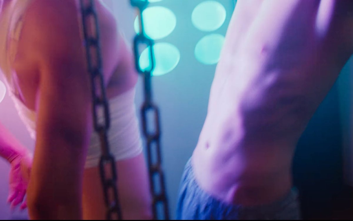 __dearestmoon's tweet image. — an appreciation for kinnporsche boys and their body lines ✨  

#KinnPorscheTheSeries #KinnPorscheEP12 #VegasPete