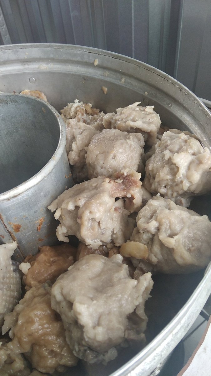 gitasw93's tweet photo. #pasarmingguinfomalang @infomalang 
Pentolxdrink.king 
Monggo cilok, pentol, tahu walik home made, cemilan murah dn kenyang
Untuk teman di jalan ke pansel dr arah tumpang
📍 jl mayor damar 165 Turen (sebelah SMA WD TARUNA TUREN) 
💰 mulai 500
🥣 cilok, tahu walik, minuman rasa² https://t.co/9a4BPZlYnq