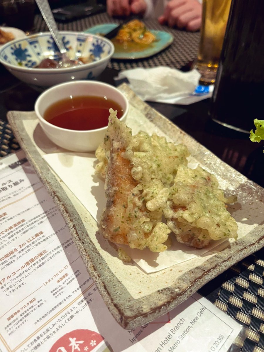 indiabishoku's tweet photo. 愛味のアバロン店の夜営業再開してたんですね。
知らなかったです。
おススメ↓
　竹輪磯辺揚げ
　納豆巻き
　空芯菜ニンニク炒め

#愛味
#アバロン店
#ベリーロングタイムと覚えてくれてる店員さん https://t.co/tAPpHIy7fI