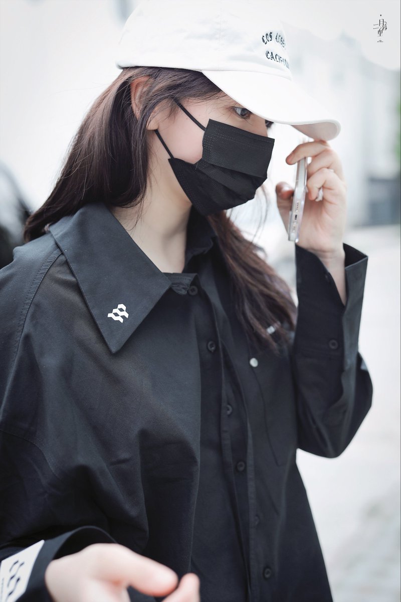 SlothQueenTH's tweet photo. ♛𝐀𝐑𝐈𝐀 𝐉𝐈𝐍♛  | ตื่นแล้วค่าา ลูกสาวคนสวย

别放弃！🦥👑

#金子涵 ⋆* #ZIHAN ⋆* #AriaJin ⋆* #จินจื่อหาน ⋆* #NAME组合  ⋆* #NAME https://t.co/xoWbOUQdjG