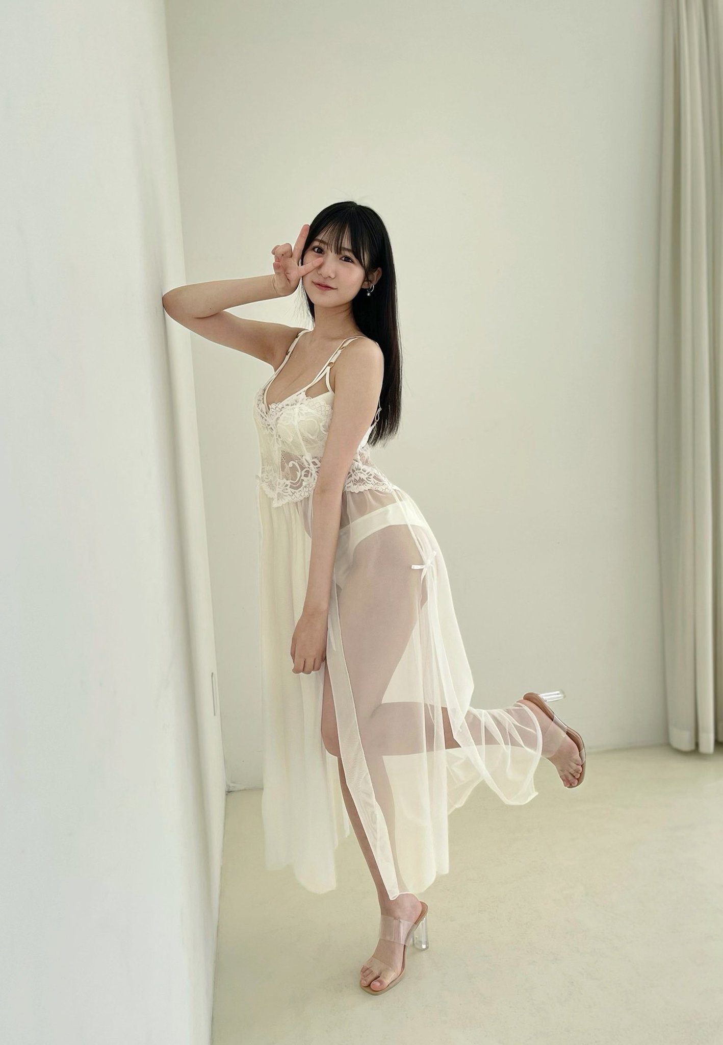 横野すみれ FC限定生写真セット Amazon.co.jp: ポストカード 横野すみれ 月刊エンタメ ENTAME