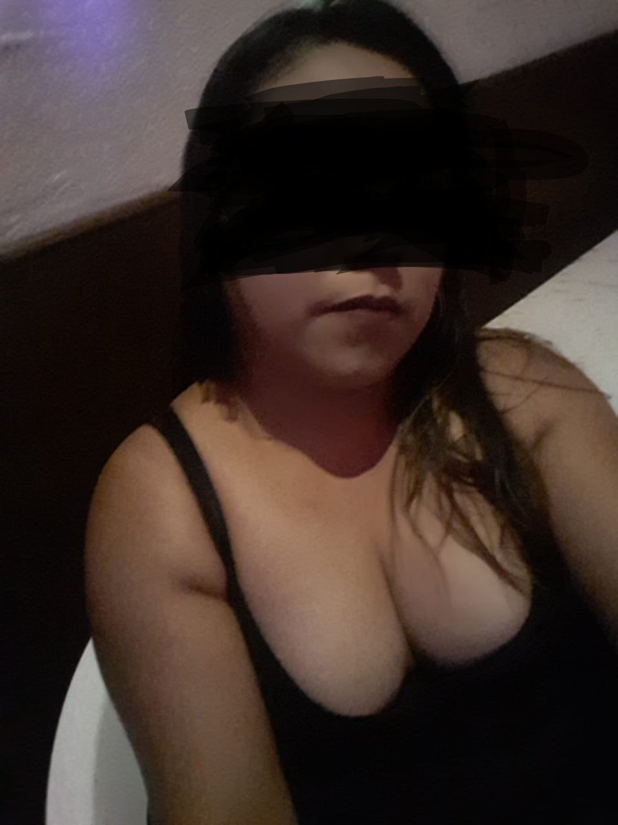 SwMaribel's tweet photo. Aquí en la Cubanita aver que sale para cotorrear https://t.co/VjDq32vMvM