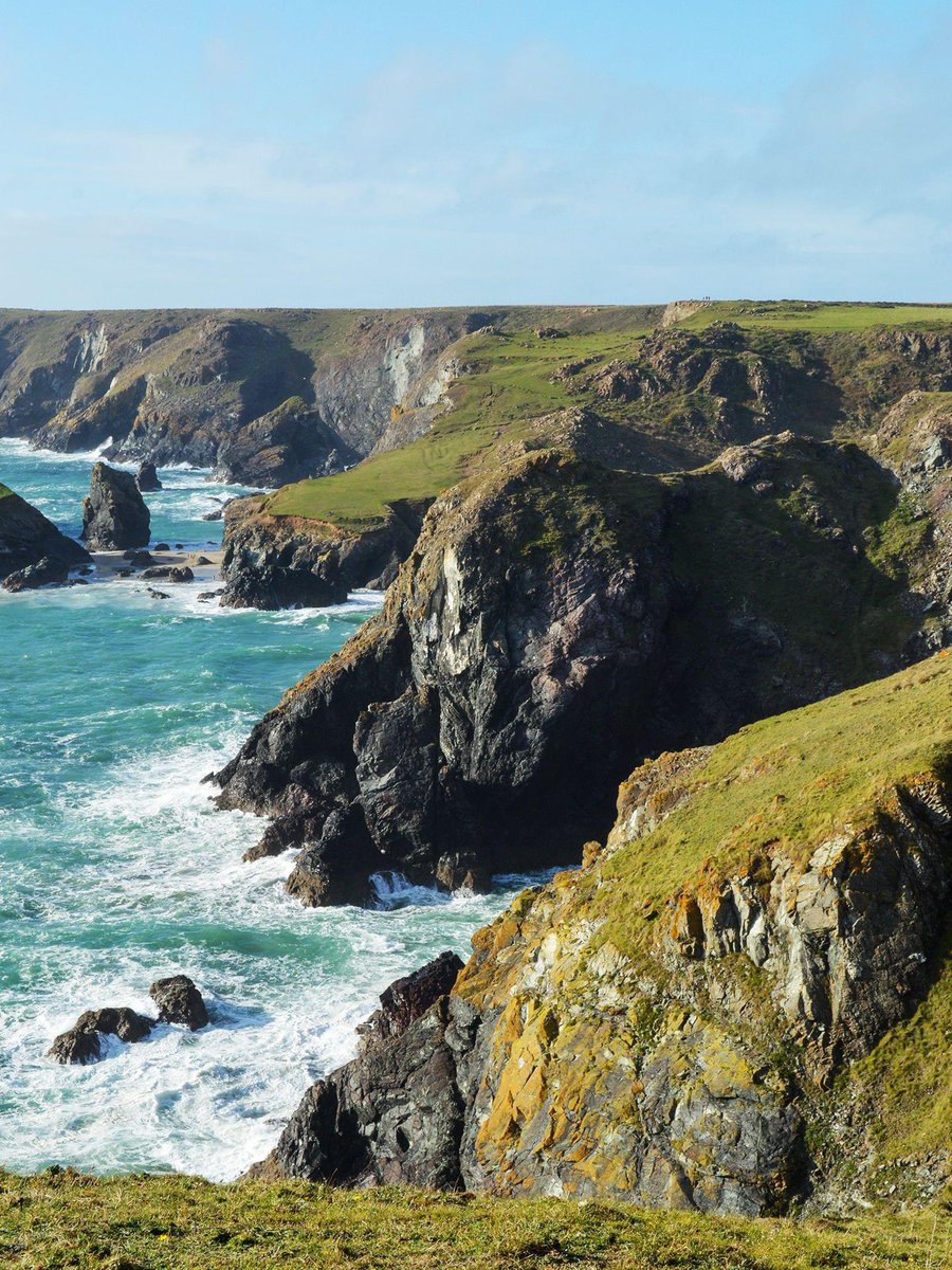 Here's another of our exhibiting photographers, Natalie Banton.

Natalie, an Uckfield based photographer, is inspired by the beauty and therapeutic qualities of nature. Her photographs feature.. bridge-arts.org/artists/

To find out more about her visit: nataliebanton.wordpress.com