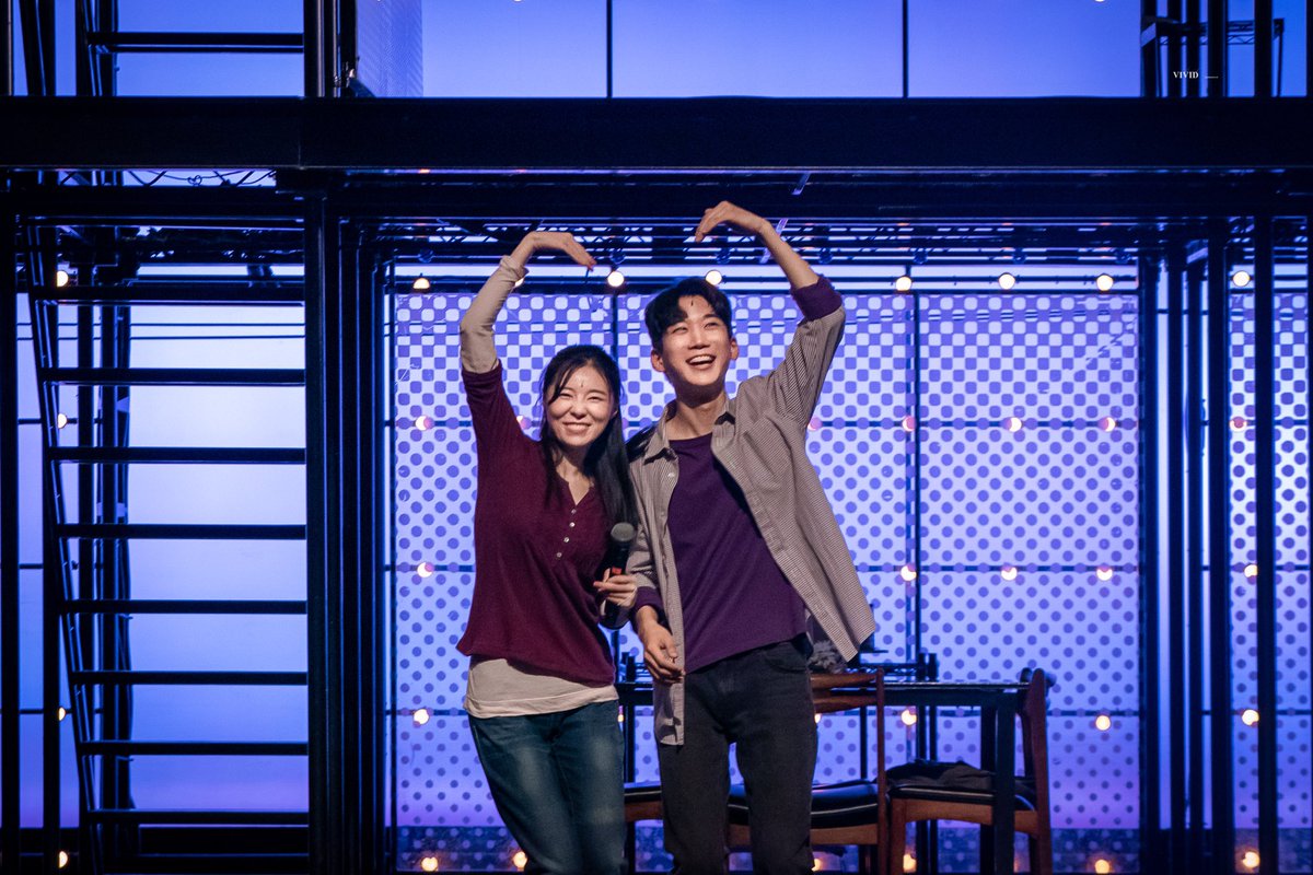 𝐕𝐈𝐕𝐈𝐃🎨 tweet media